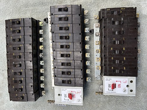Crabtree 30a single pole - crabtree,