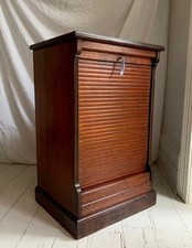 Vintage Oak Tambour Free