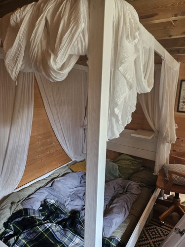 Four poster double - four, frame
