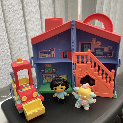 Moon take go playhouse - &,
