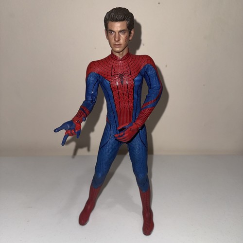 Hot toys mms 179 - toys, the