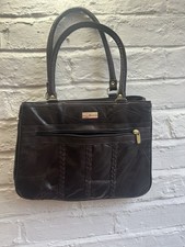 new ladies brown shoulder bag , nathalie andersen, 2 top zip pockets