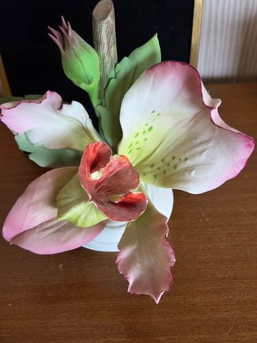Capodimonte orchid ornament