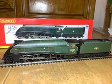 R3012 BR Green Late Crest
