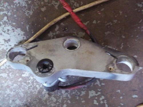 Gilera dna125 top yokes - gilera,