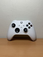 White wireless controller for Xbox Series S or Series X