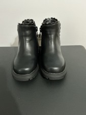 Marks & Spencer Girls Black Vegan Ankle Boots size uk 4 eur 20.5 BNWT