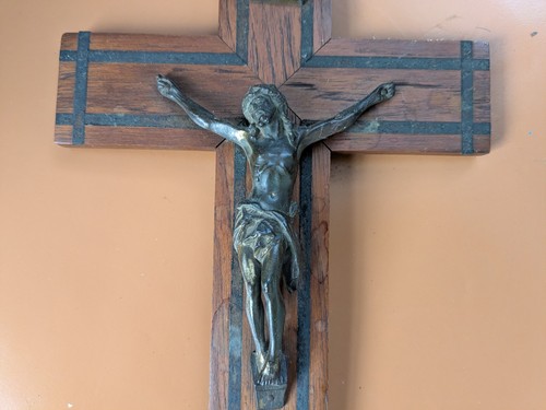 Vintage wall hanging crucifix