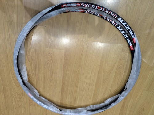 Stans ztr iron - ztr, 700c