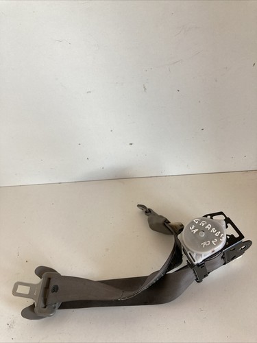 Mitsubishi grandis seat belt - mitsubishi,