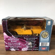 1956 Ford Thunderbird Yellow Die-Cast Metal & Plastic 1:24 Model Kit - Boxed