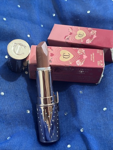 Charlotte tilbury kissing - charlotte,