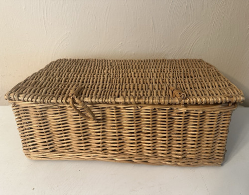 Vintage wicker picnic - picnic, basket