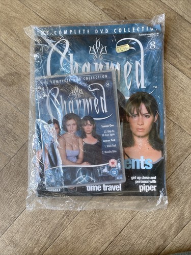 Charmed magazine volume - charmed,