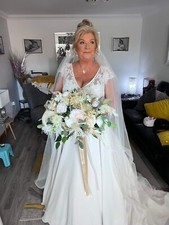 Botique New Designer Wedding Dress &SWAROVSKI Long Vail And Hoop
