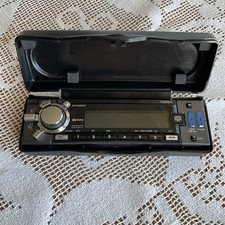 Clarion DXZ468RMP In-Car