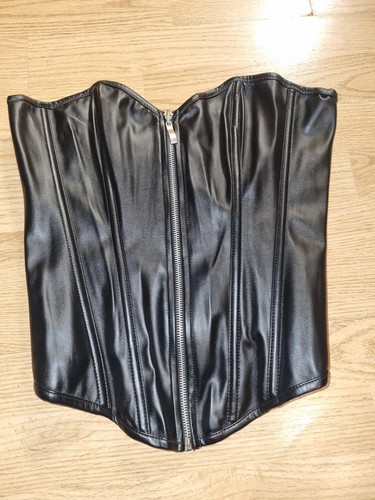 Bnwot gorgeous black faux - black,