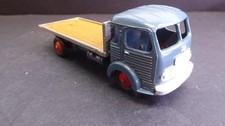 French Dinky Toys #33 Simca