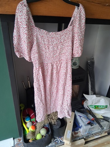 Pretty floral dress - pretty,