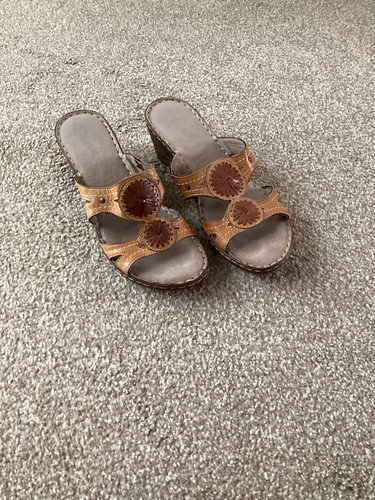 Ladies footglove sandals - m&s,