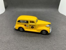 Matchbox - '39 1939 Chevy Van Chevrolet Yellow - Diecast - 1:64 - USED