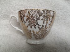 Royal Vale White & Gold