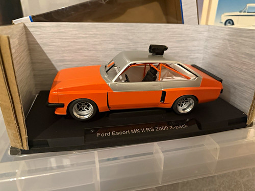 Mcg ford escort rs2000 - escort,