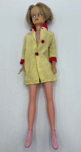 Vintage 1960s tressy doll - tressy,