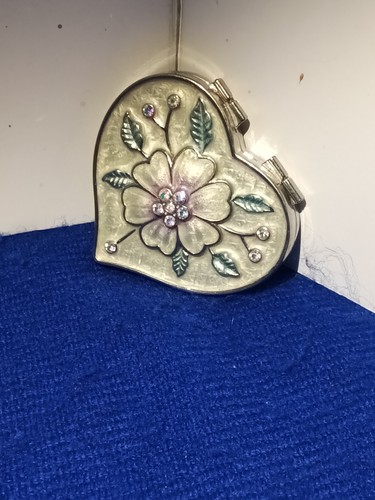 Monet style vintage steel