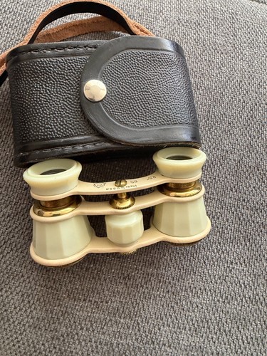 Small vintage opera - small,
