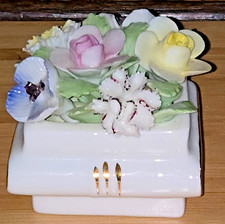 Royal Doulton,  Bone China