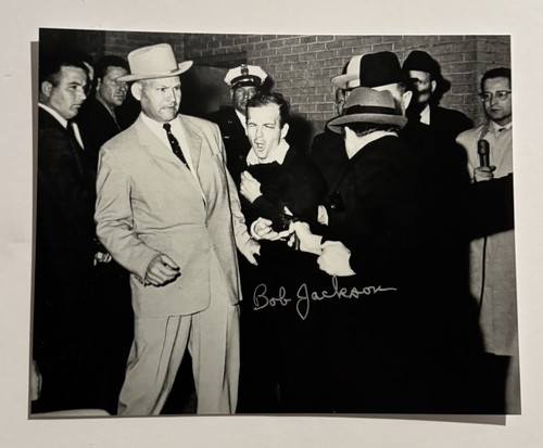 Bob jackson hand signed 8x10 - bob,