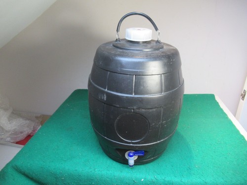 Home brew beer - brew, pressure