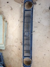 Original volkswagen VW Polo mk1  86 front Grill Emblem 861853653