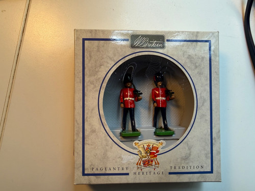 Britains model coldstream - model, x