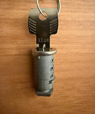 Thule Lock Barrel N246 with key