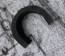 YAMAHA DT175 MX TANK RUBBER DT175 MX FUEL TANK RUBBER DT175MX BACK TACK RUBBER