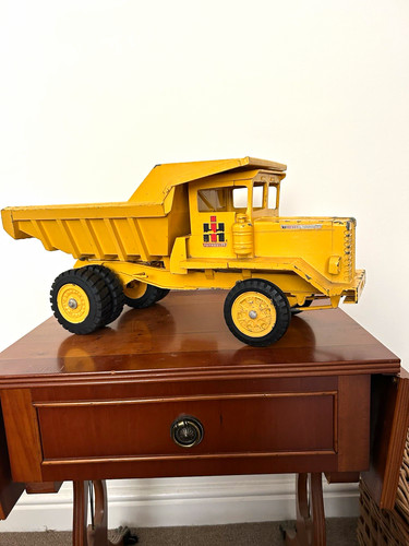 Vintage toy dump truck - ,