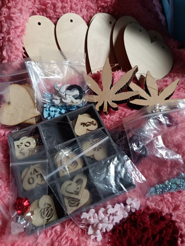 Huge job lot craft items - job,