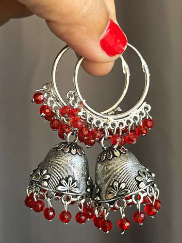 Silver tone metal - tone, hoop