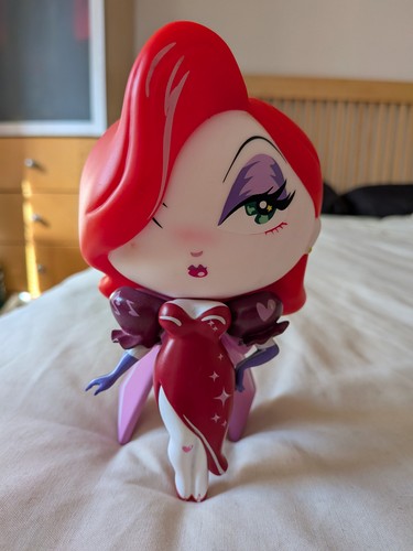 Disney showcase collection - showcase,