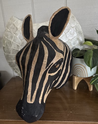Zebra head wall sculpture - head,