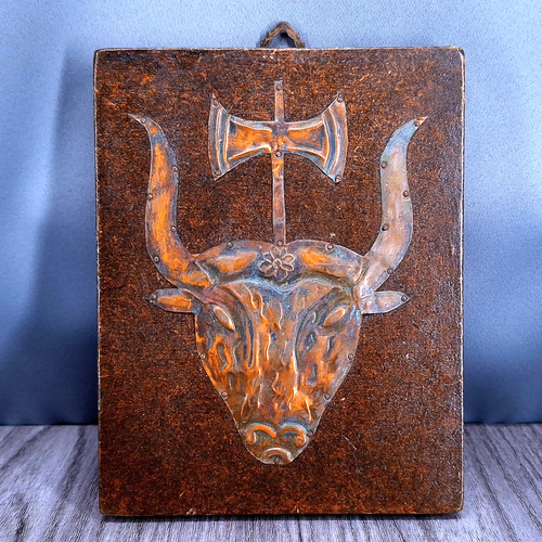 Minoan copper labrys - bull, head