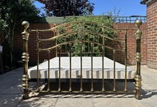 Stunning And So To Bed THYME Brass 5ft King Bed Frame & ASTB / Relyon Base