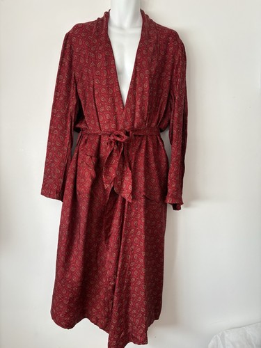 Men vintage deep red - deep, paisley