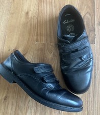 Clarks brogue style Scala T