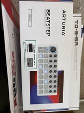 Arturia Beatstep  Controller &