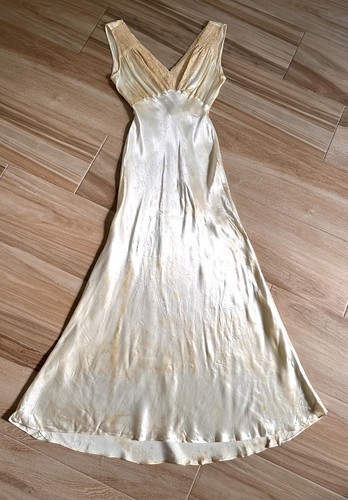 Vintage 1930s ivory - 1930s, liquid
