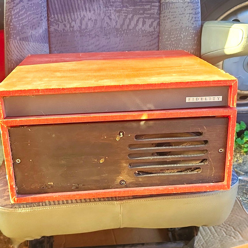 Fidelity vintage portable - fidelity,