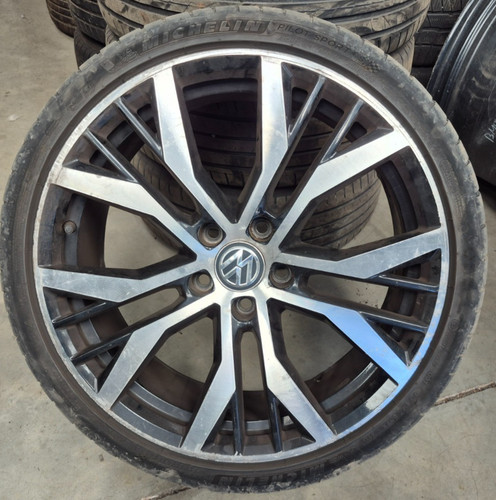 Genuine golf santiago - vw,